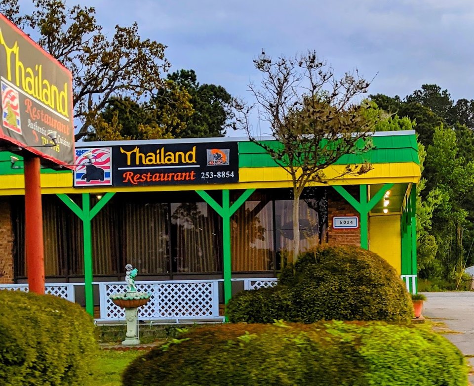 Front view of a Thai restaurant on St Andrews Road.